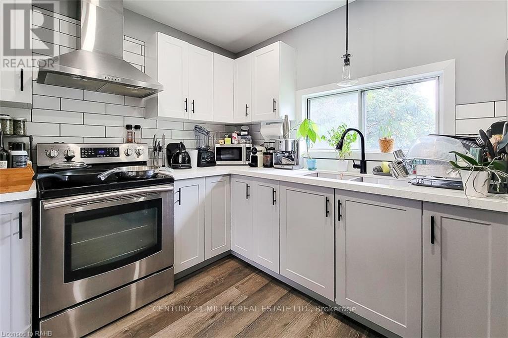 67 East 13th Street, Hamilton, Ontario  L9A 3Z4 - Photo 11 - X13151036