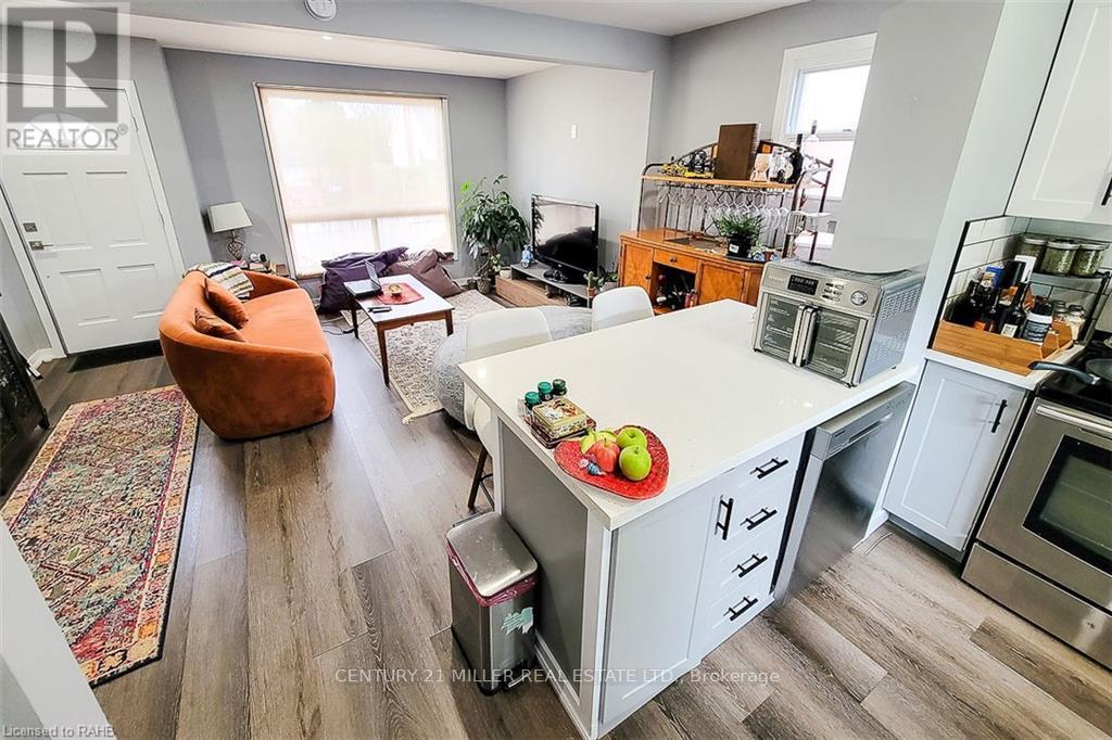67 East 13th Street, Hamilton, Ontario  L9A 3Z4 - Photo 12 - X13151036
