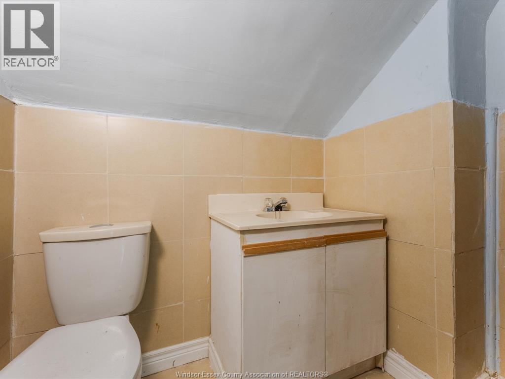 1046-1048 Pelissier, Windsor, Ontario  N9A 4L7 - Photo 16 - 26011601