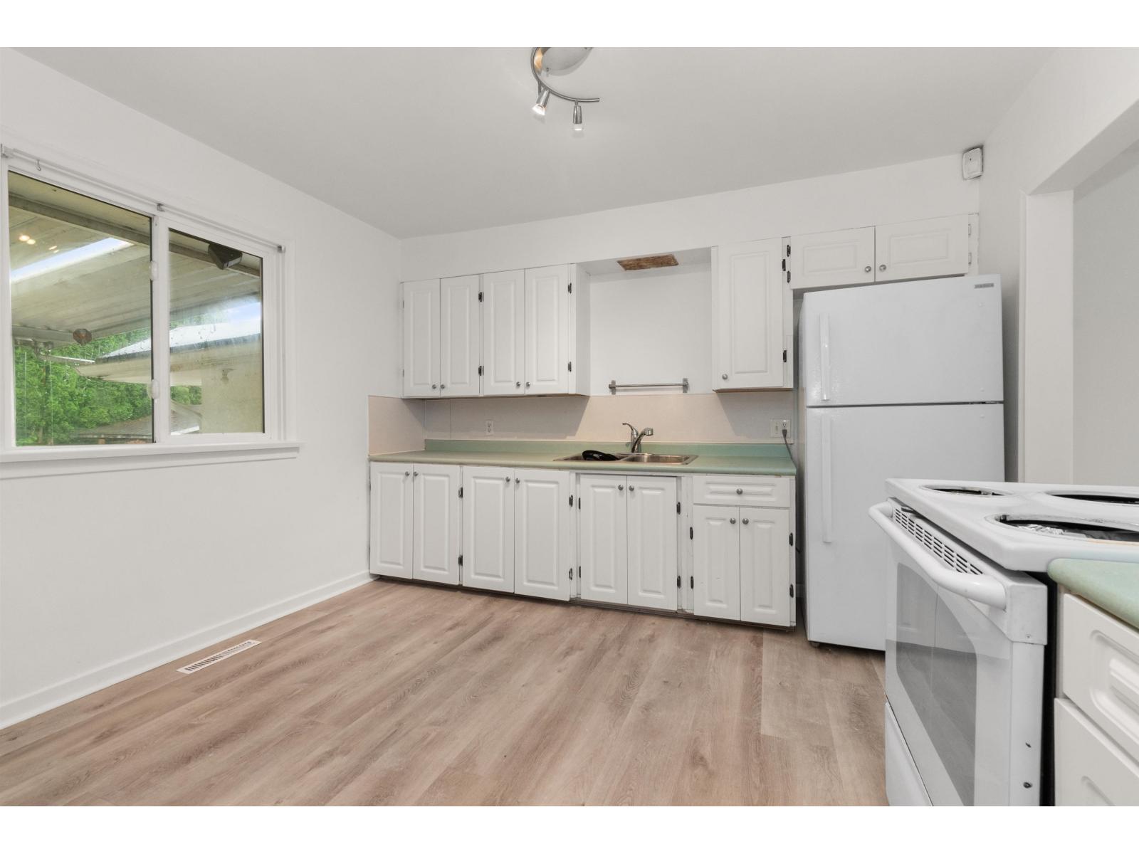 9716 Williams Street, Chilliwack Proper East, Chilliwack, British Columbia  V2P 5G7 - Photo 9 - R3125810