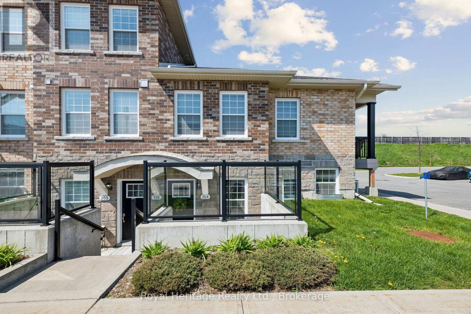 304 - 450 Lonsberry Drive, Cobourg, Ontario  K9A 0K4 - Photo 2 - X13151172