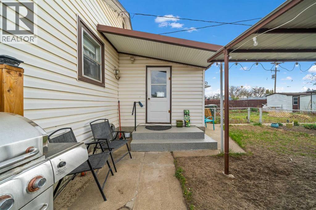 801b 2 Street SE, Medicine Hat, Alberta  T1A 0E7 - Photo 13 - A2309627