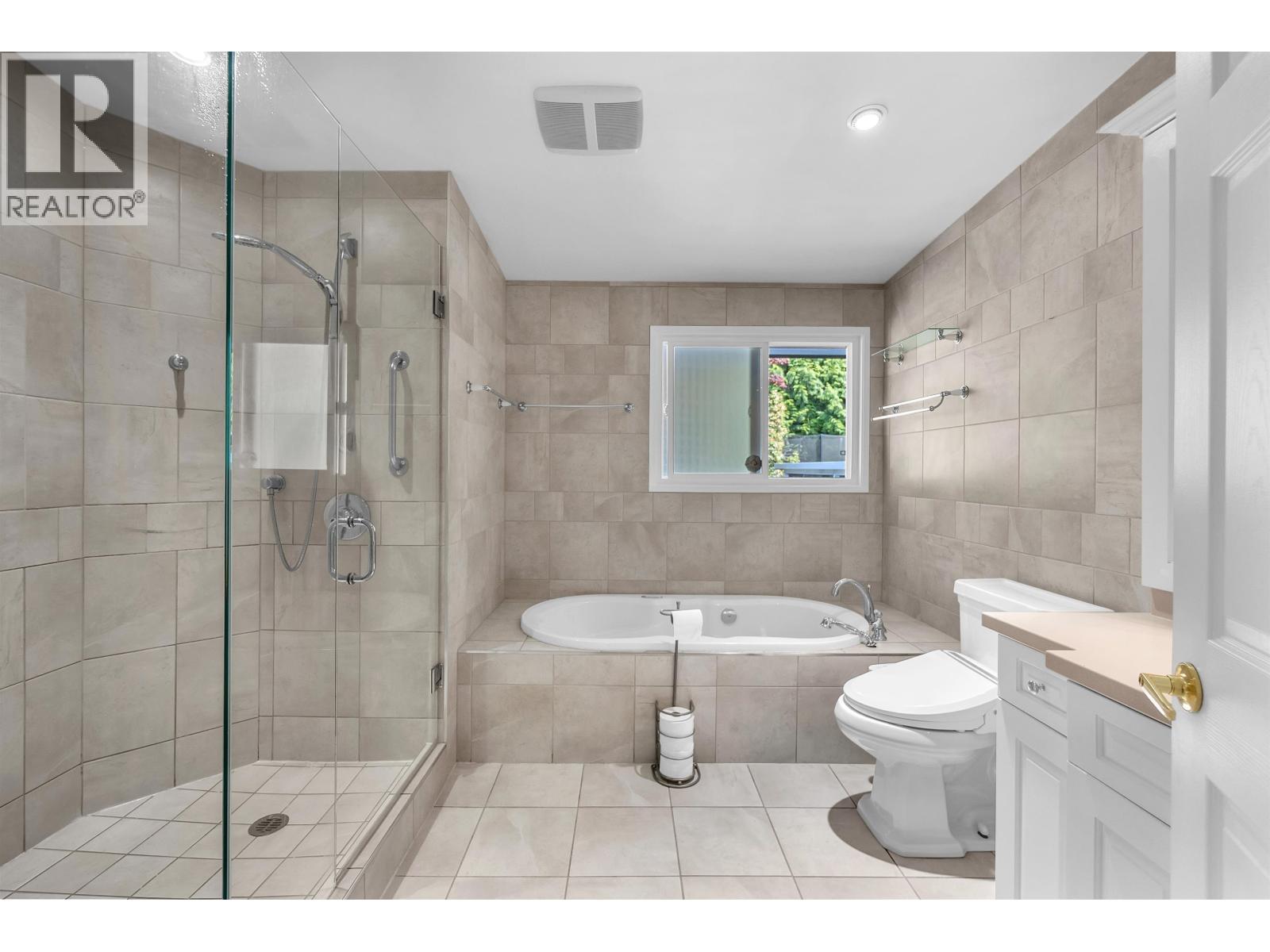 693 Plymouth Drive, North Vancouver, British Columbia  V7H 2H5 - Photo 20 - R3125637