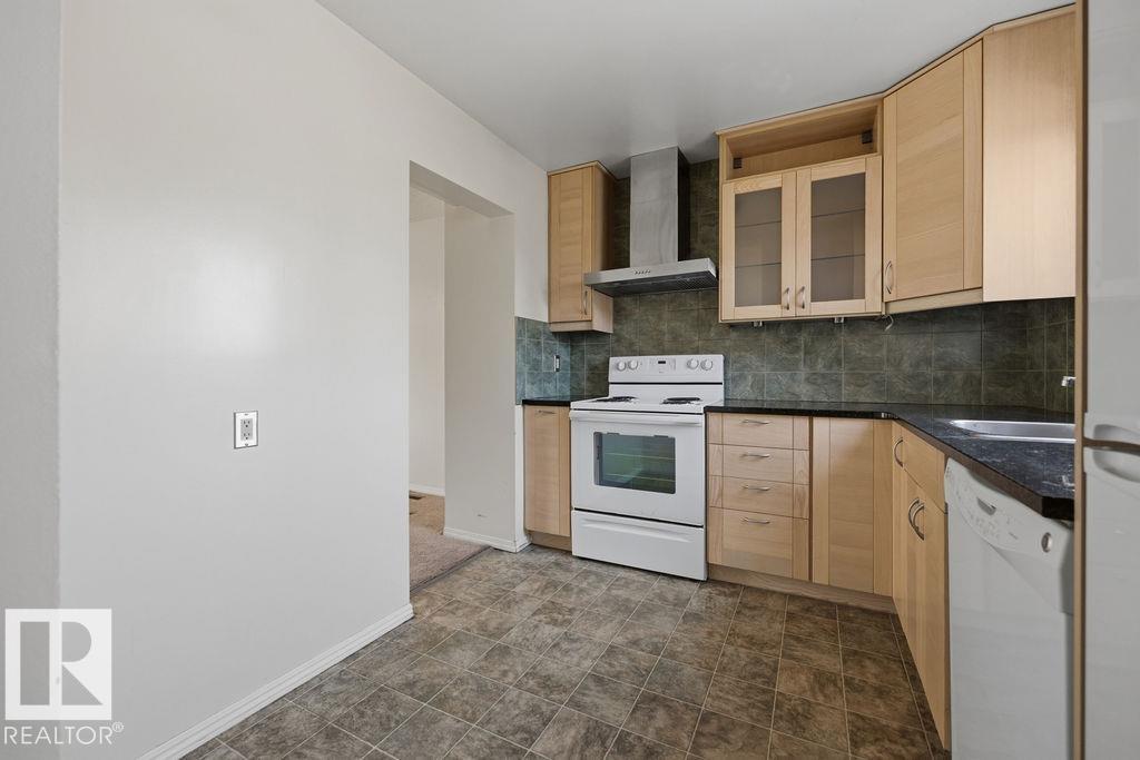 17429 77 Av Nw, Edmonton, Alberta  T5T 0H9 - Photo 5 - E4488814