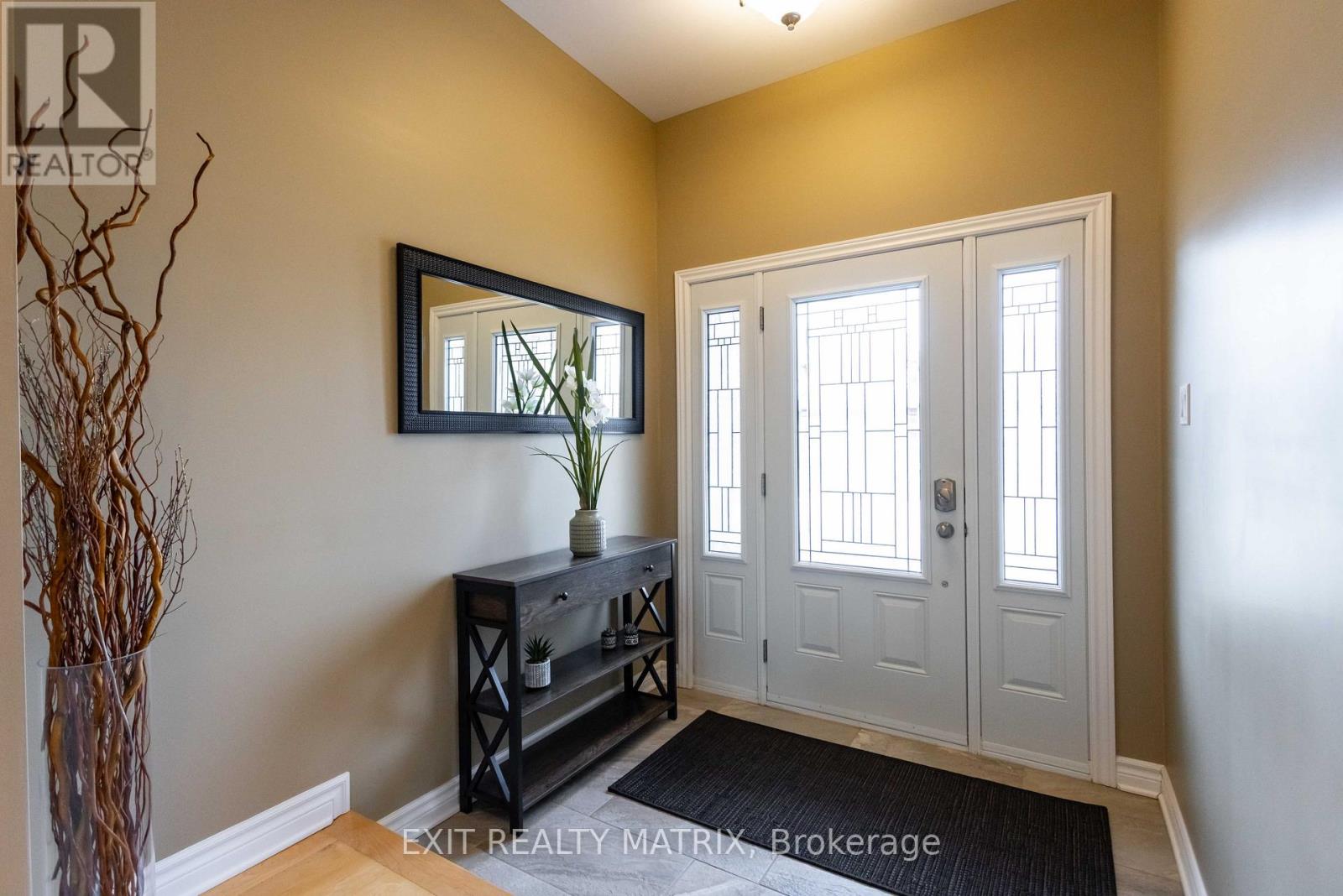 484 Bruges Street, Russell, Ontario  K0A 1W0 - Photo 3 - X13151186