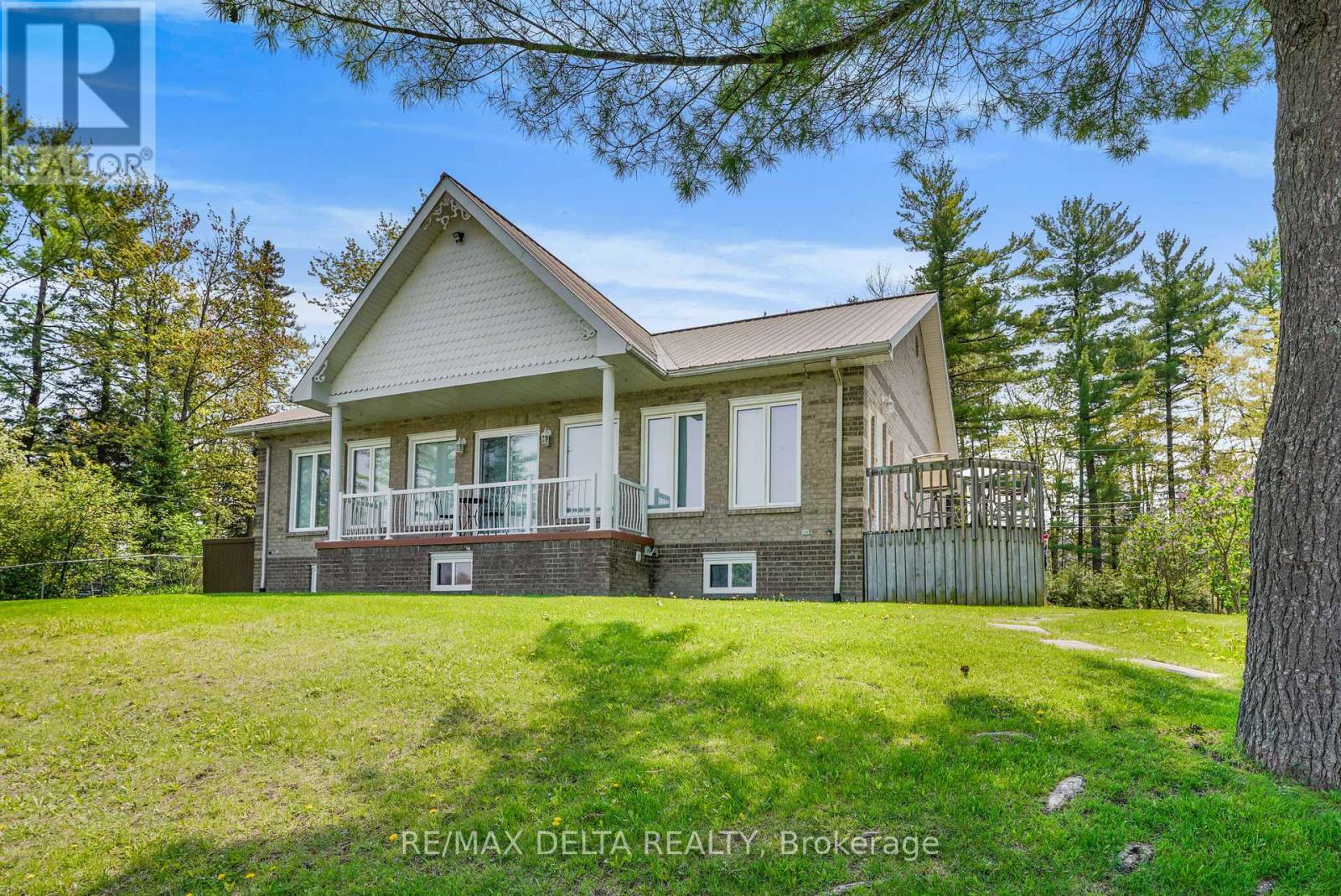 2071 Ch Tessier Road, Alfred And Plantagenet, Ontario  K0B 1L0 - Photo 1 - X13151192