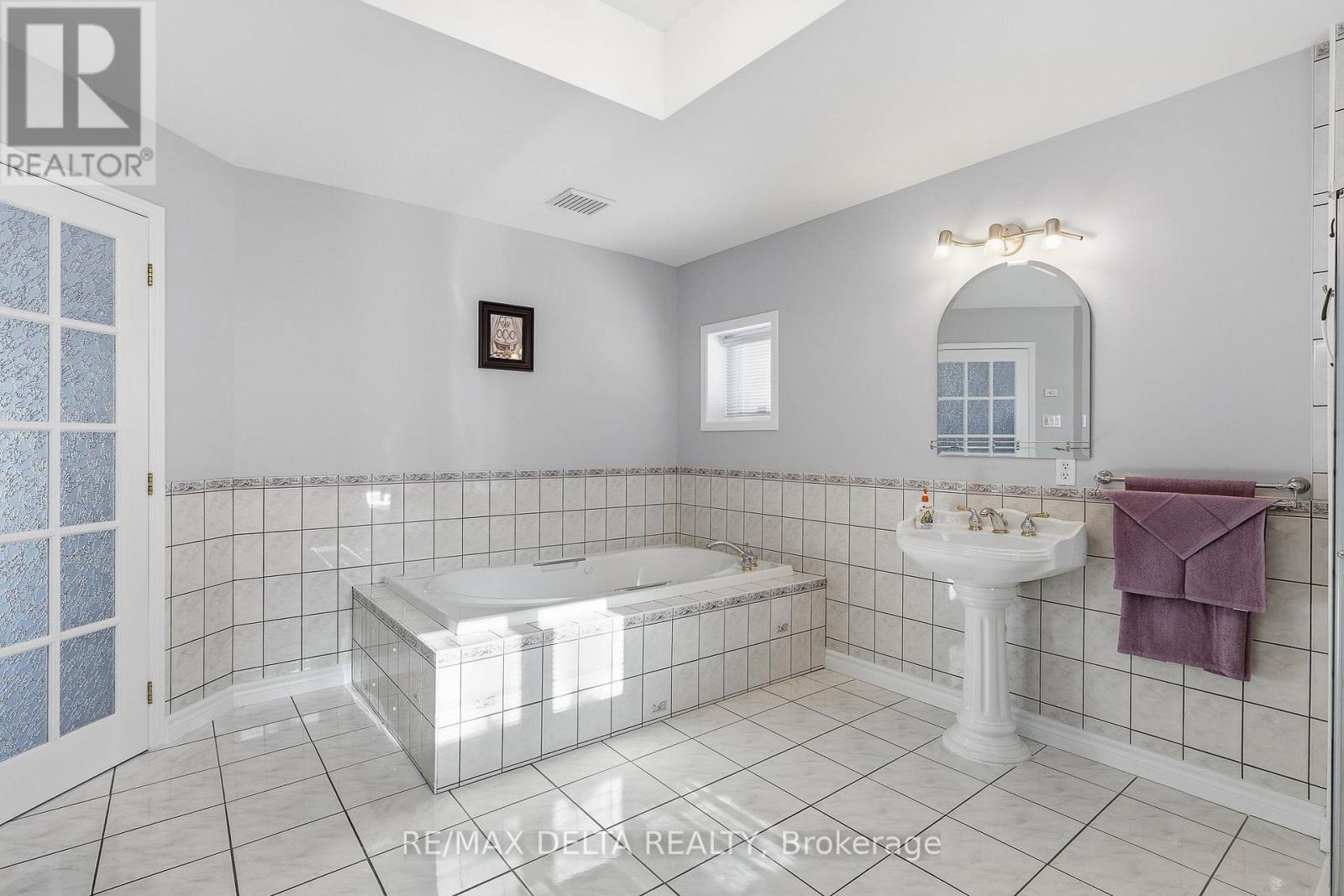 2071 Ch Tessier Road, Alfred And Plantagenet, Ontario  K0B 1L0 - Photo 31 - X13151192
