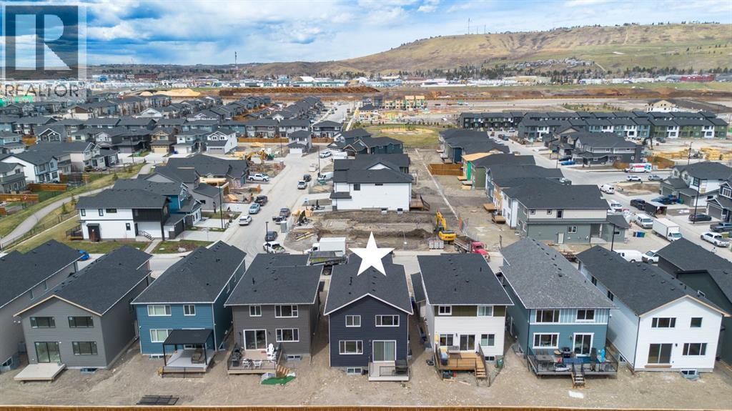 80 Vantage Drive, Cochrane, Alberta  T4C 3G2 - Photo 3 - A2306328