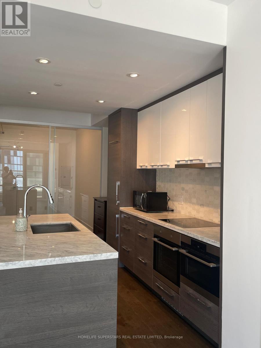 2008 - 488 University Avenue, Toronto, Ontario  M5G 0C1 - Photo 11 - C13129620