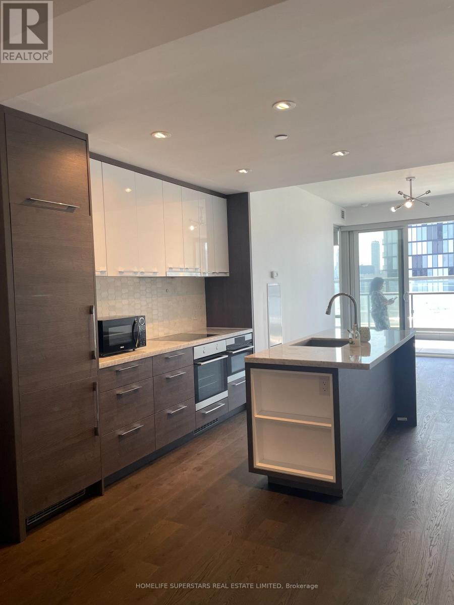 2008 - 488 University Avenue, Toronto, Ontario  M5G 0C1 - Photo 8 - C13129620