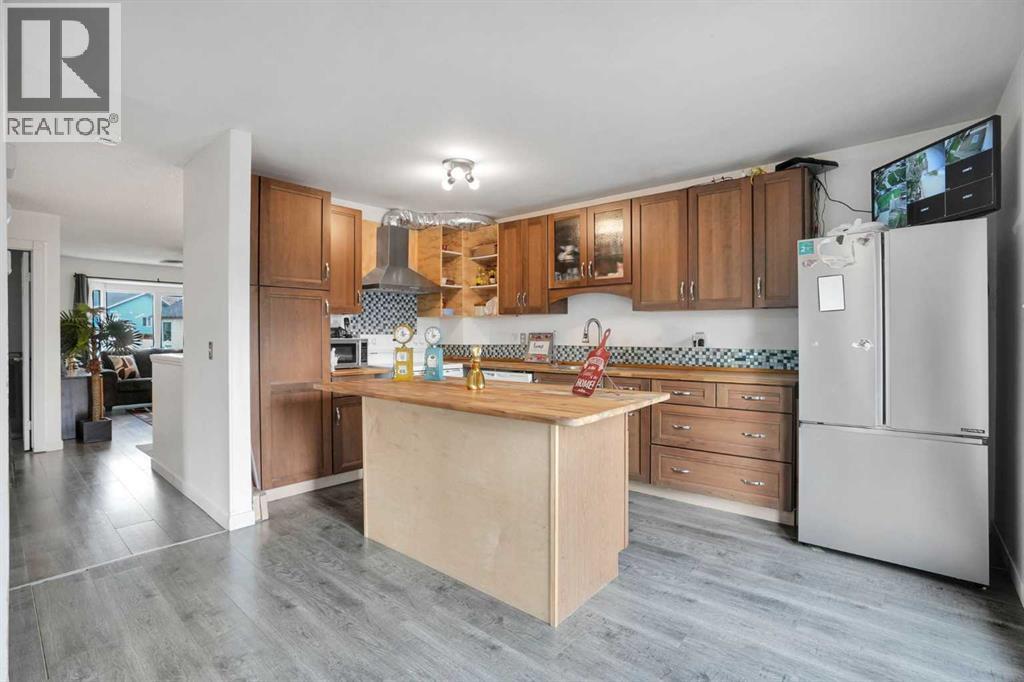 32 Taraglen Place NE, Calgary, Alberta  T3J 2N4 - Photo 7 - A2311362