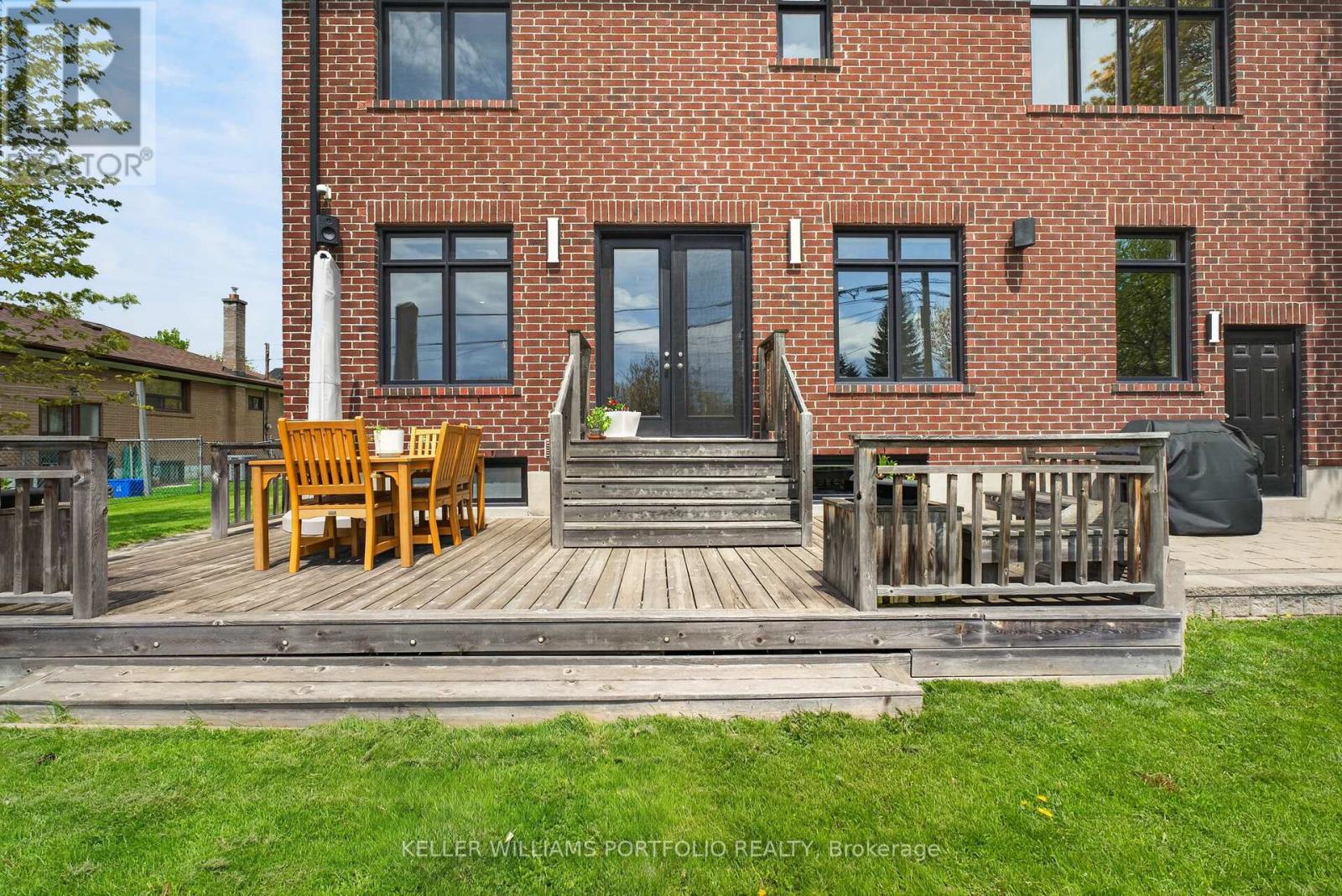 9 Baintree East Street, Toronto, Ontario  M3H 3X6 - Photo 42 - C13149662