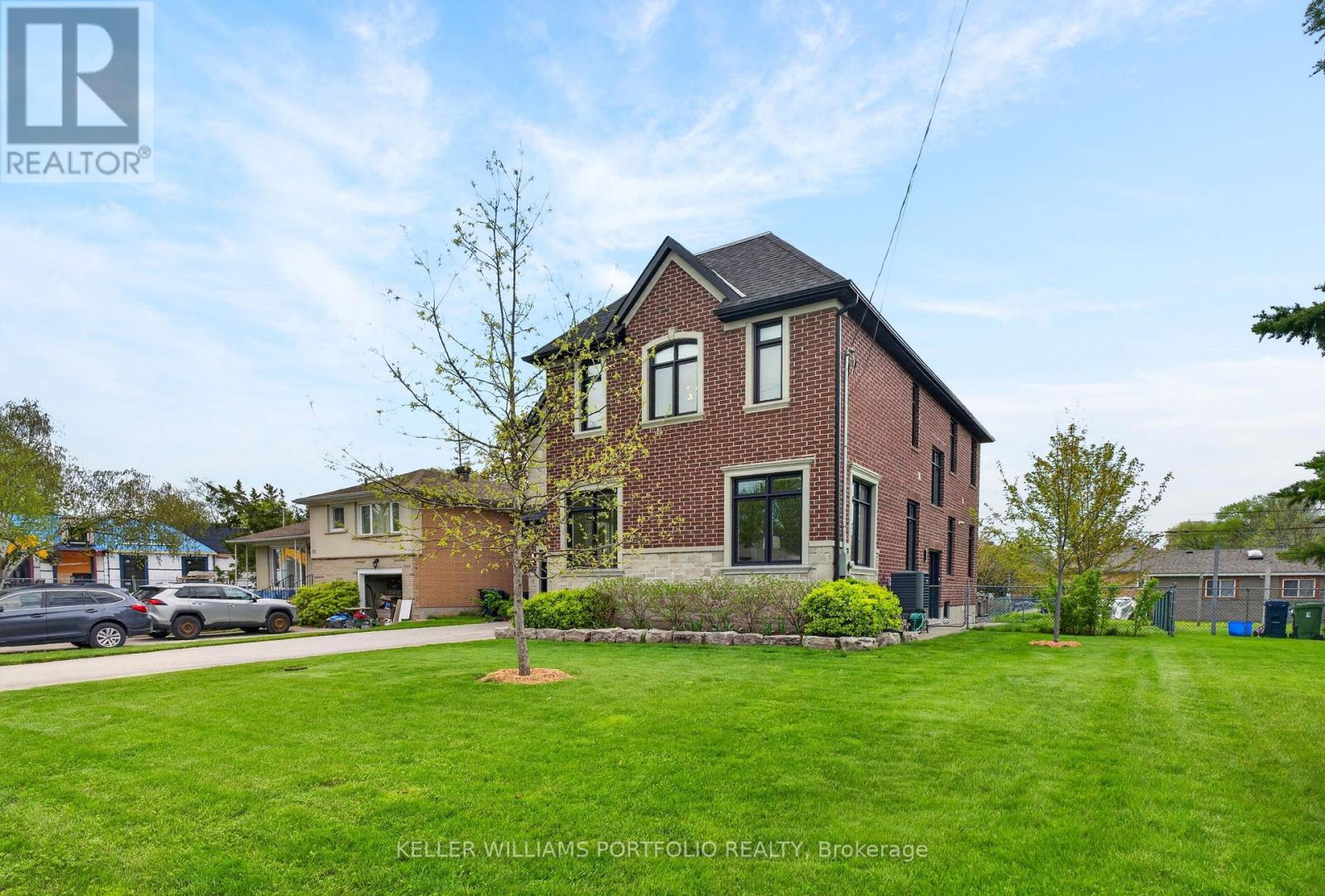 9 Baintree East Street, Toronto, Ontario  M3H 3X6 - Photo 49 - C13149662