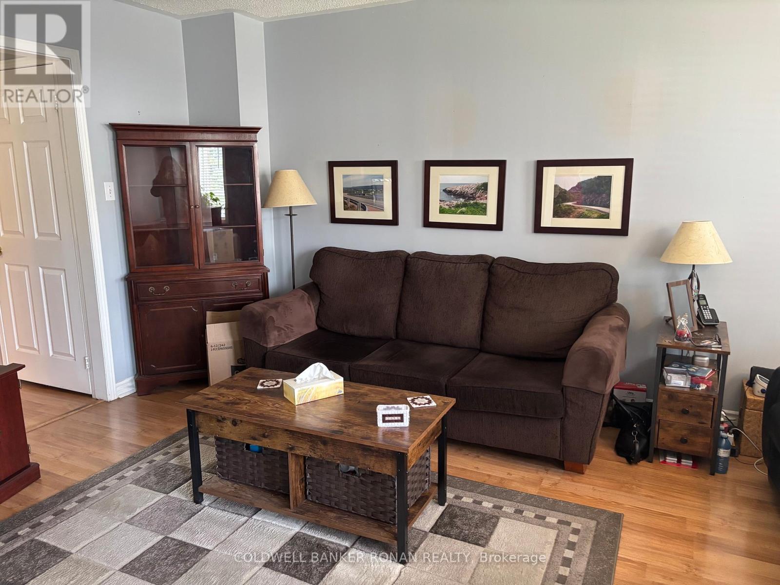 16 Potter Crescent, New Tecumseth, Ontario  L0G 1W0 - Photo 4 - N13144346