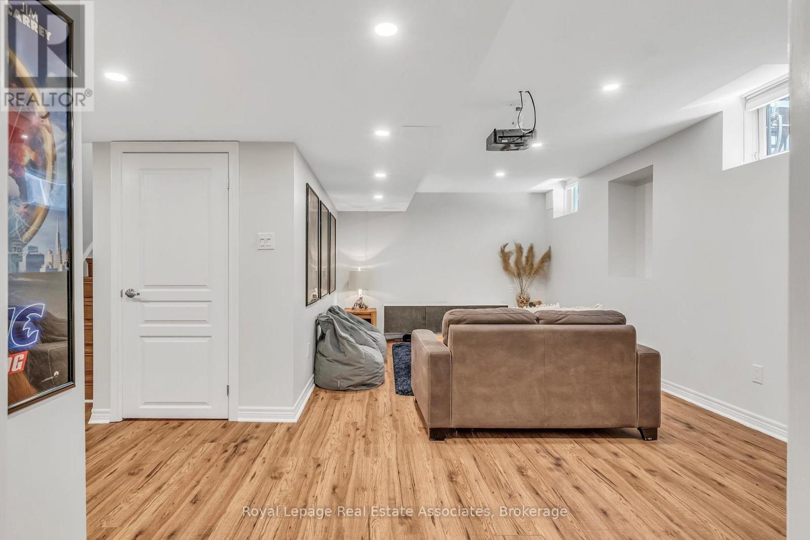 273 Duskywing Way, Oakville, Ontario  L6L 6X5 - Photo 36 - W12878230