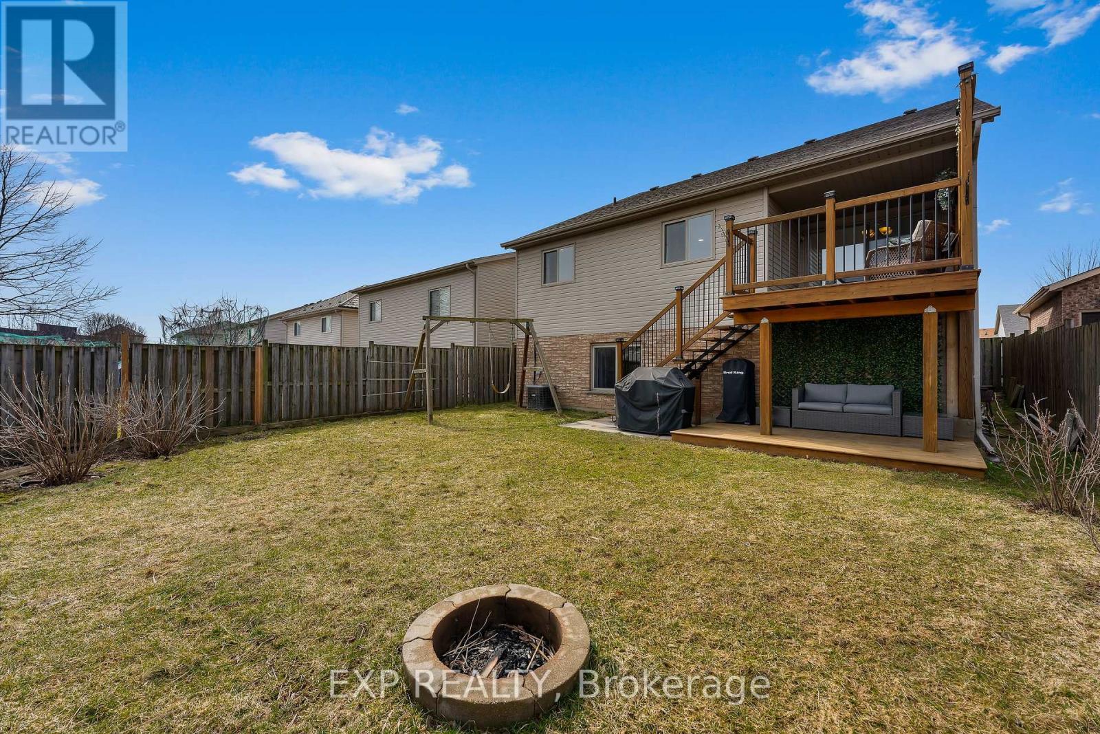 7032 Kelly Drive, Niagara Falls (Forestview), Ontario  L2H 3J9 - Photo 40 - X13151136