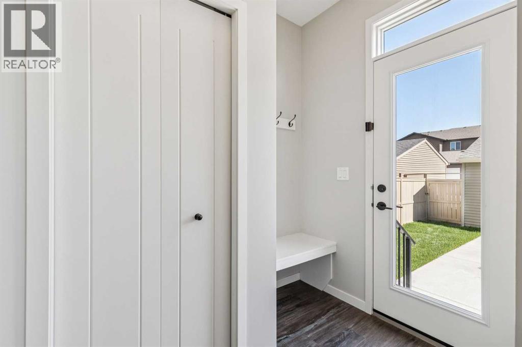 43 Willow Crescent, Okotoks, Alberta  T1S 5S1 - Photo 2 - A2312460