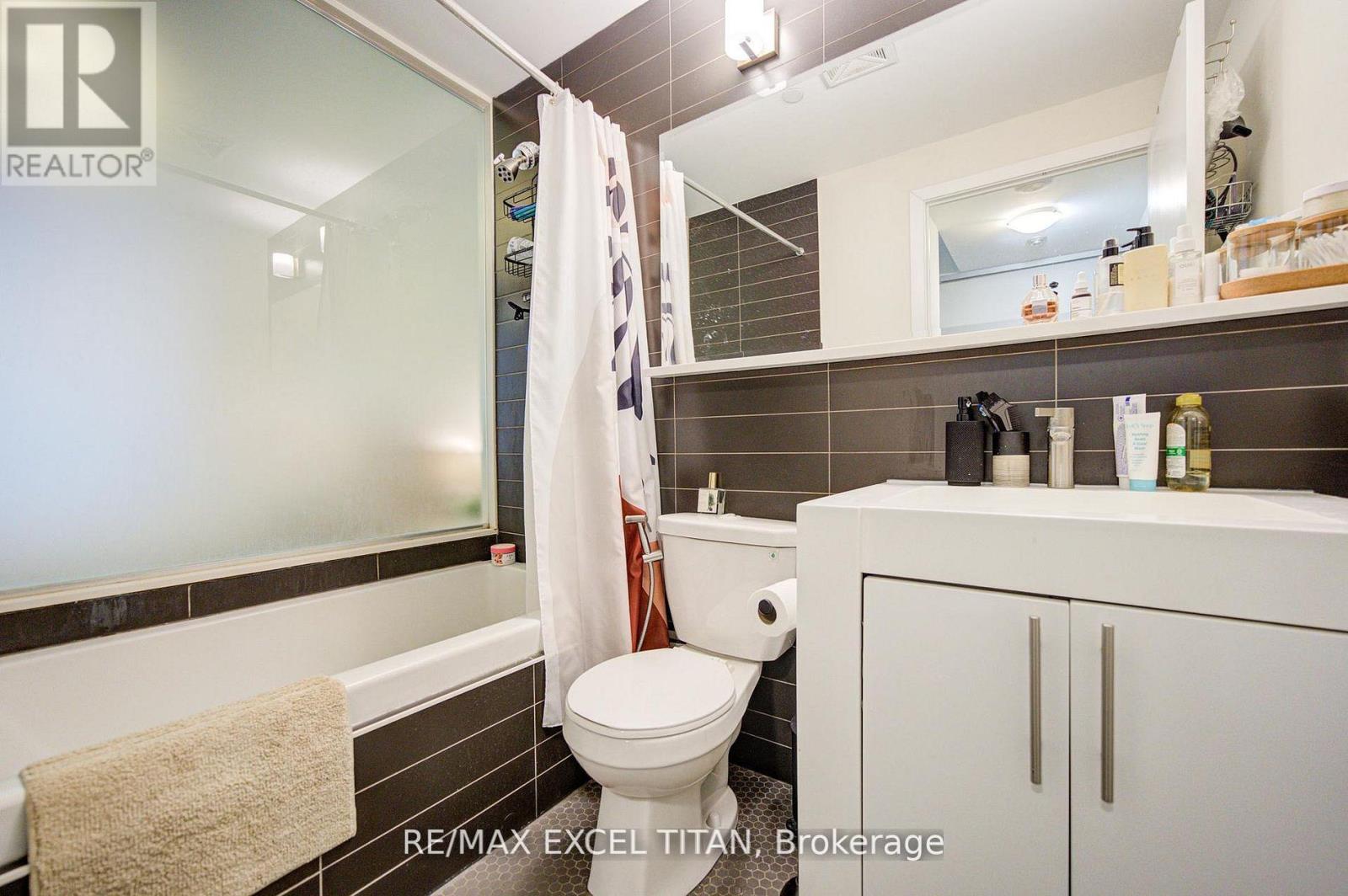 417 - 156 Portland Street, Toronto, Ontario  M5V 0G1 - Photo 29 - C13151116