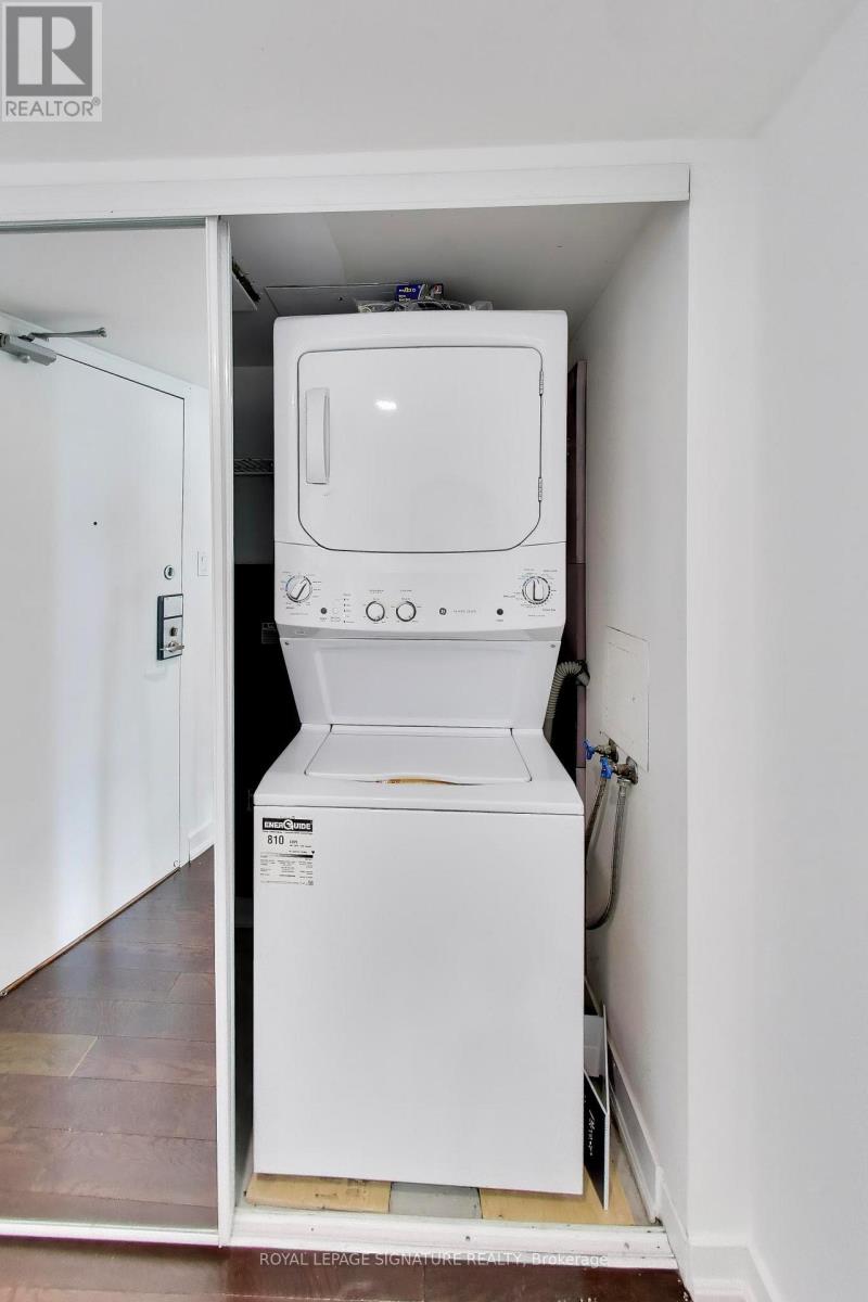 1807 - 650 Queens Quay W, Toronto, Ontario  M5V 2Y7 - Photo 19 - C13151144