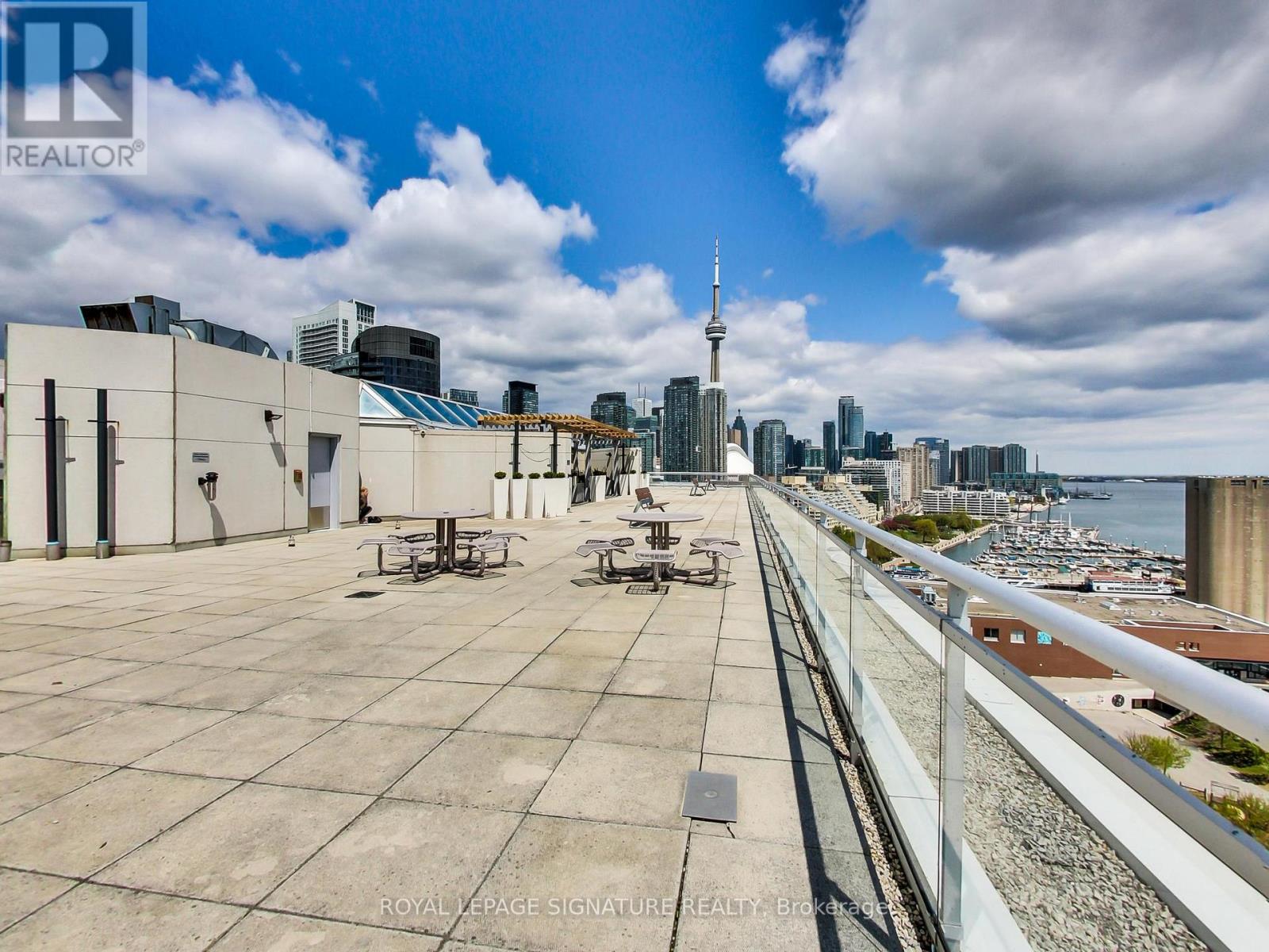 1807 - 650 Queens Quay W, Toronto, Ontario  M5V 2Y7 - Photo 24 - C13151144