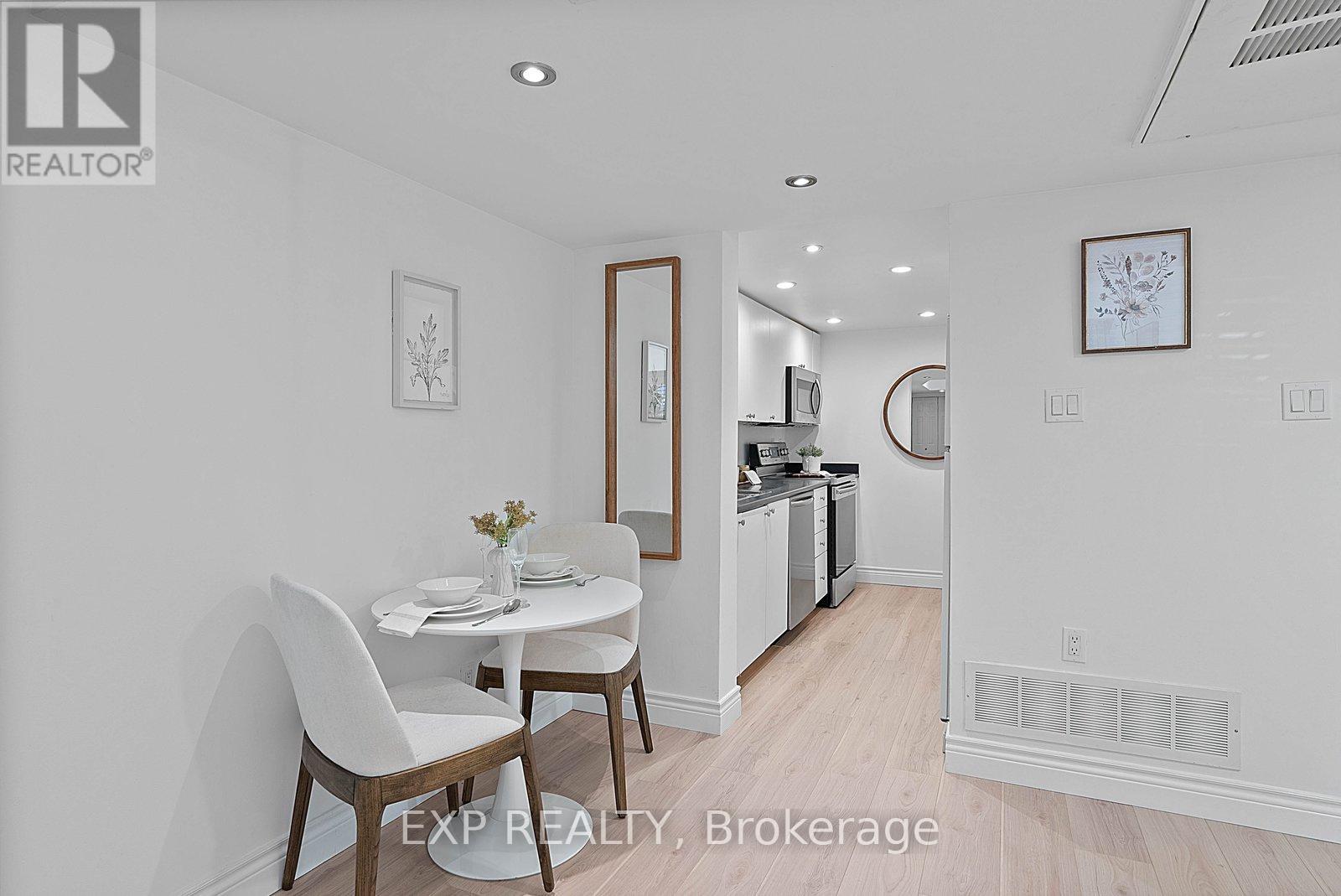 Th B - 12 Portland Street, Toronto, Ontario  M5V 3N6 - Photo 13 - C13151212