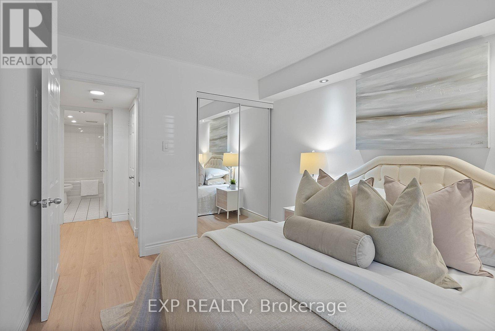 Th B - 12 Portland Street, Toronto, Ontario  M5V 3N6 - Photo 21 - C13151212