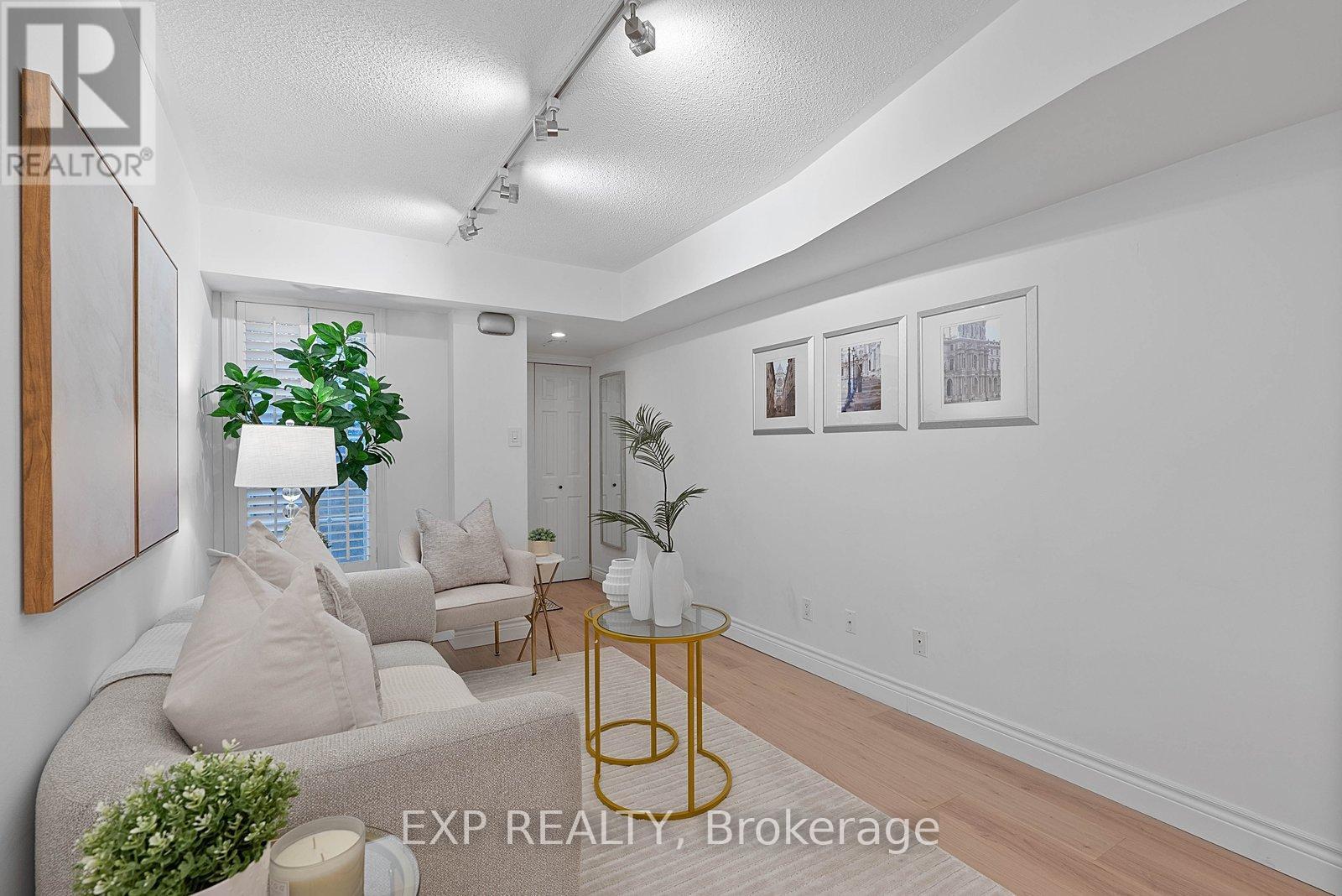 Th B - 12 Portland Street, Toronto, Ontario  M5V 3N6 - Photo 9 - C13151212