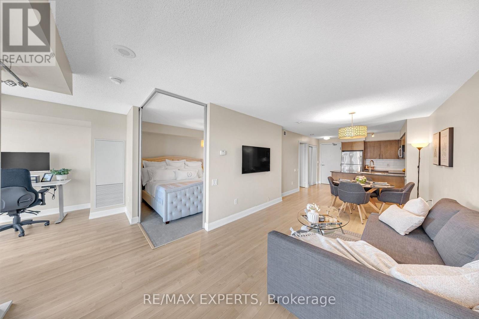 2304 - 2191 Yonge Street, Toronto, Ontario  M4S 3H8 - Photo 12 - C13151310