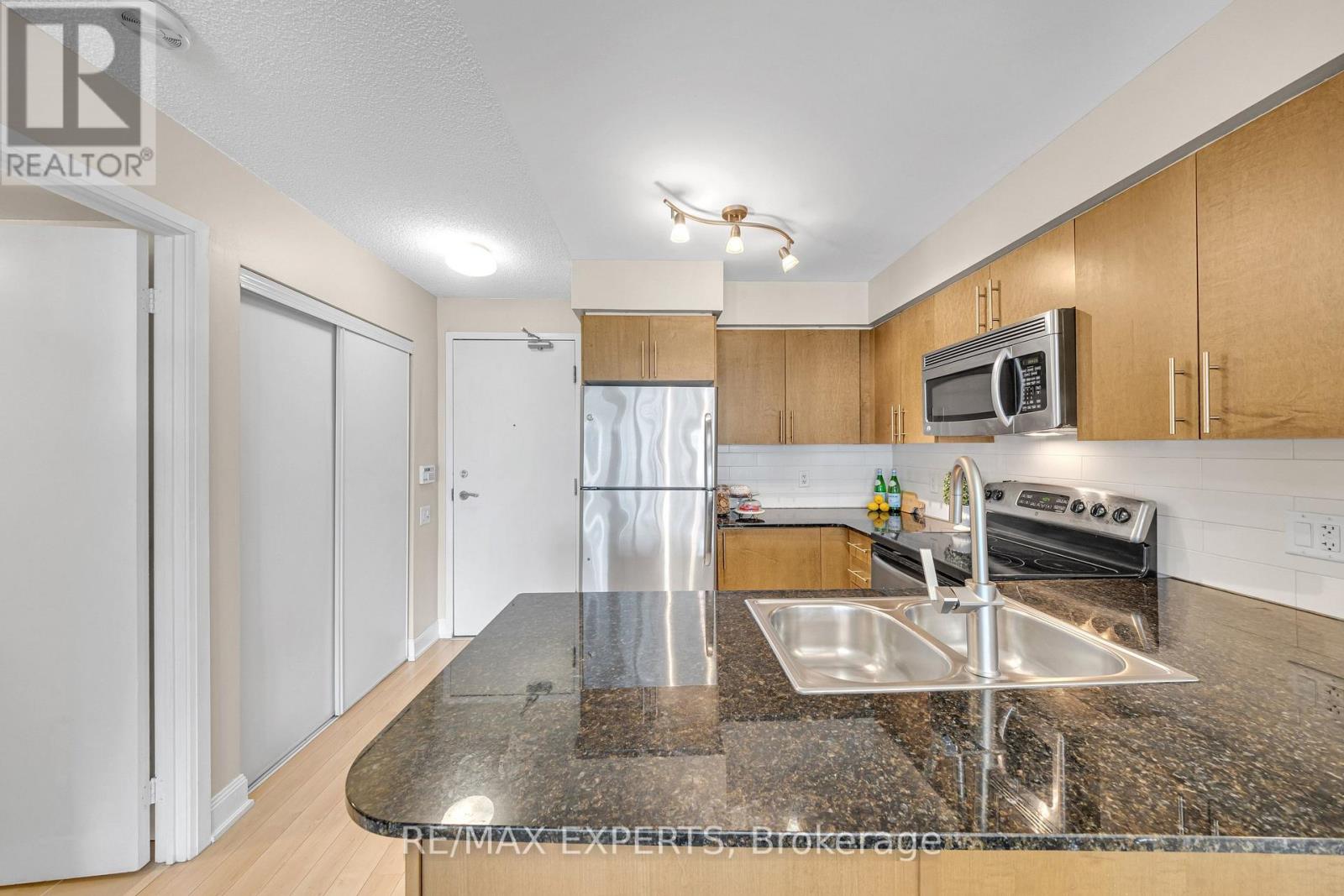 2304 - 2191 Yonge Street, Toronto, Ontario  M4S 3H8 - Photo 6 - C13151310
