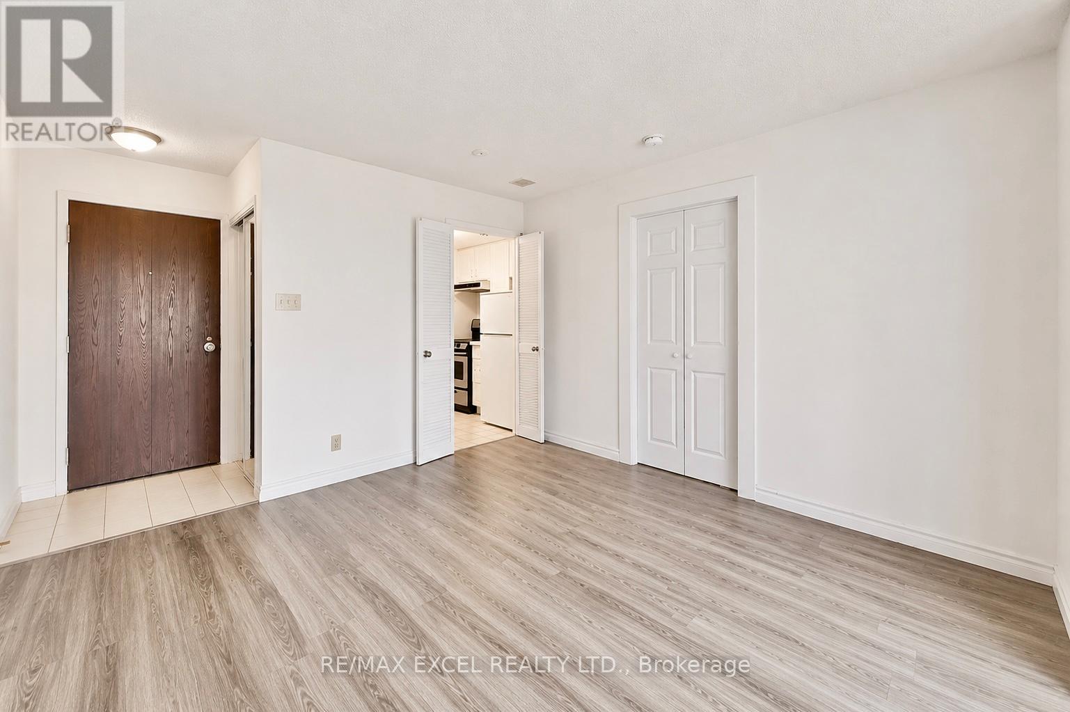 1208 - 44 Gerrard Street W, Toronto, Ontario  M5G 2K2 - Photo 11 - C13151326