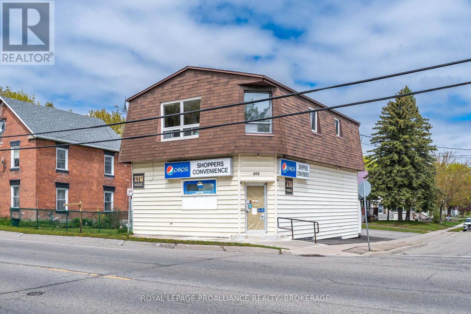 400 King Street W, Gananoque, Ontario  K7G 2G9 - Photo 1 - X13151254