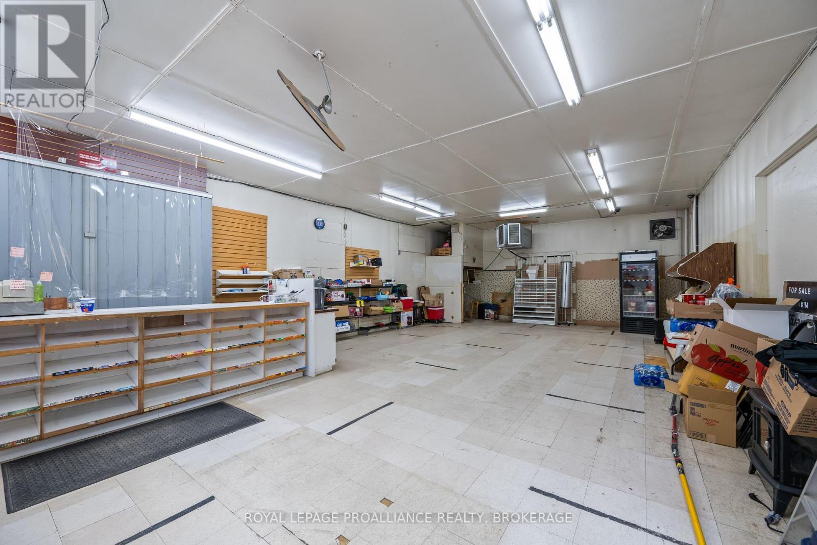 400 King Street W, Gananoque, Ontario  K7G 2G9 - Photo 8 - X13151254