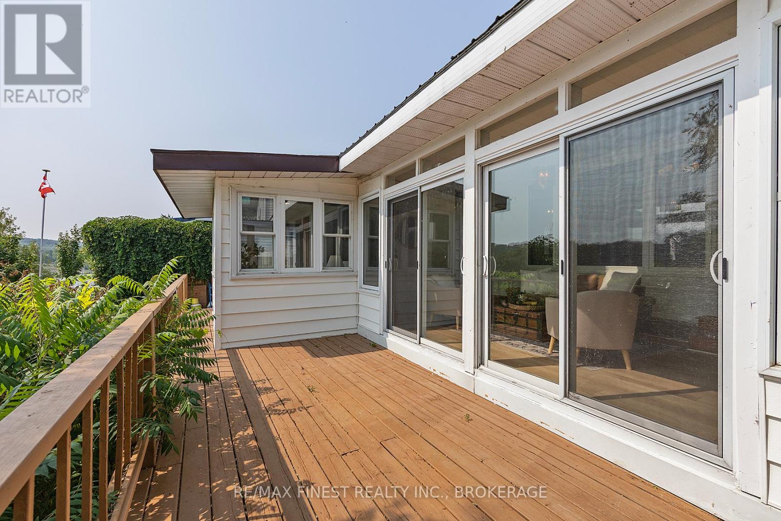 42a Hill Street, Prince Edward County, Ontario  K0K 2T0 - Photo 35 - X13151288