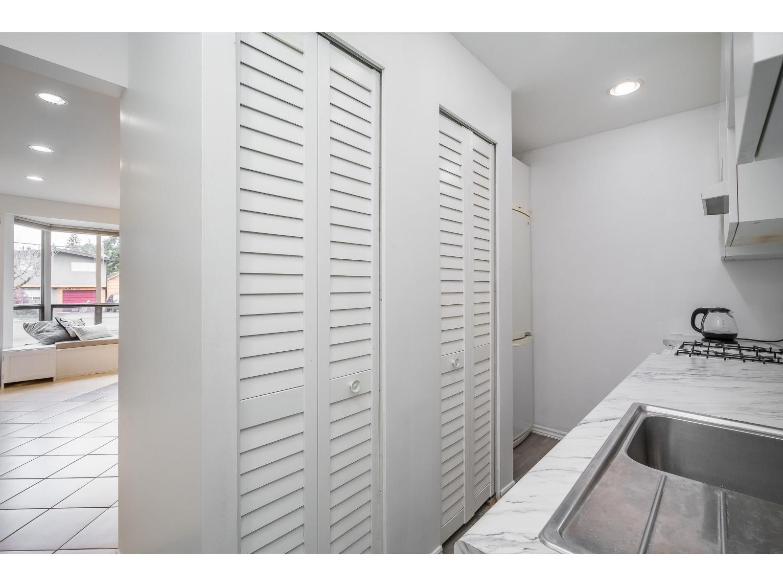 27056 28a Avenue, Langley, British Columbia  V4W 3A4 - Photo 17 - R3125090