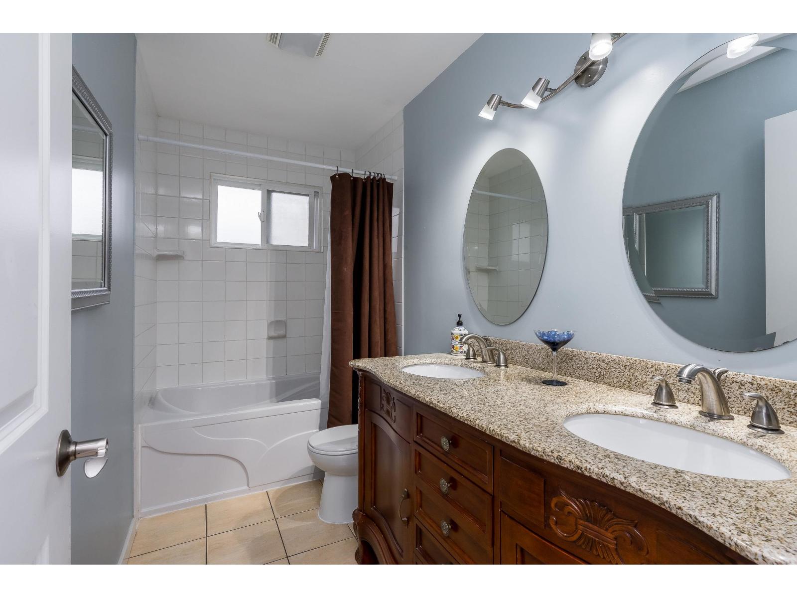 27056 28a Avenue, Langley, British Columbia  V4W 3A4 - Photo 14 - R3125090