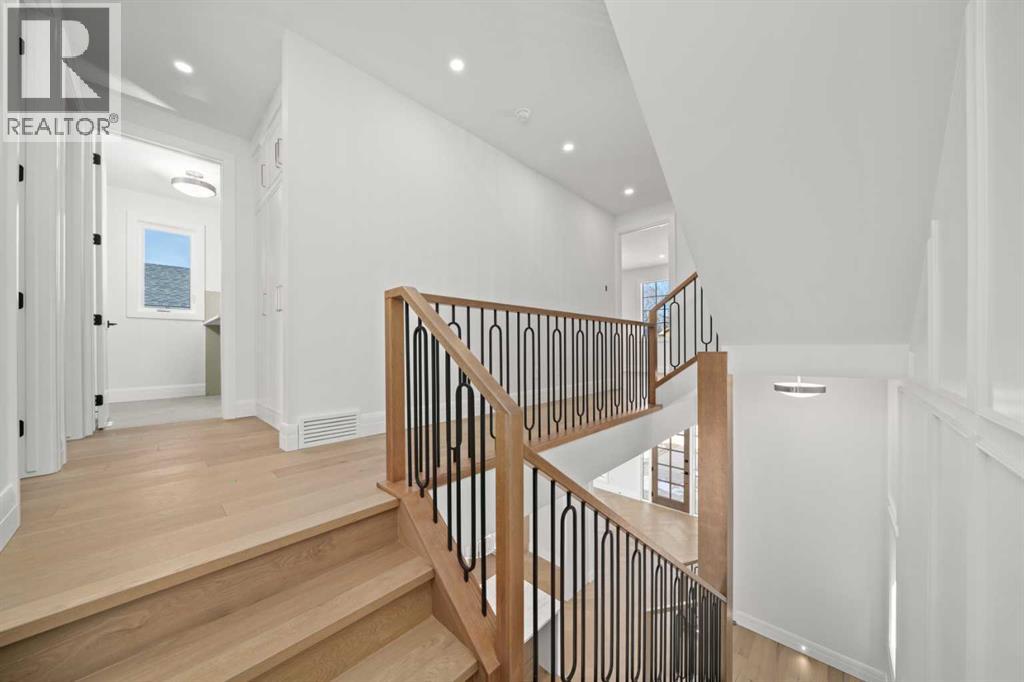 2407 4 Avenue NW, Calgary, Alberta  T2N 0P3 - Photo 21 - A2301518