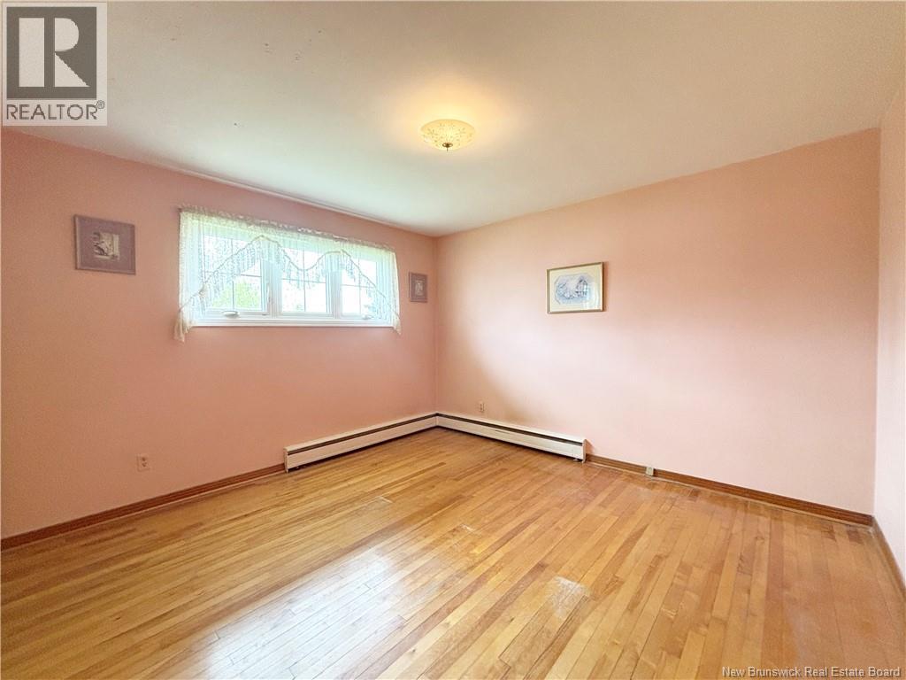 26 Danforth Street, Moncton, New Brunswick  E1C 3X8 - Photo 11 - NB139949