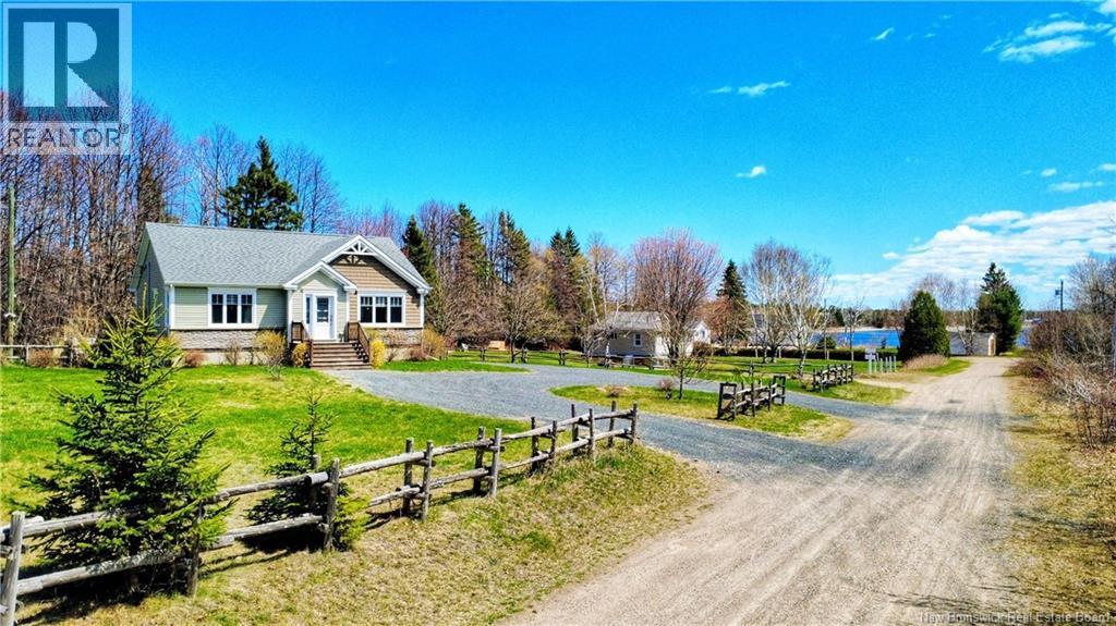 1274 Youghall Drive, Bathurst, New Brunswick  E2A 4Y3 - Photo 20 - NB139939