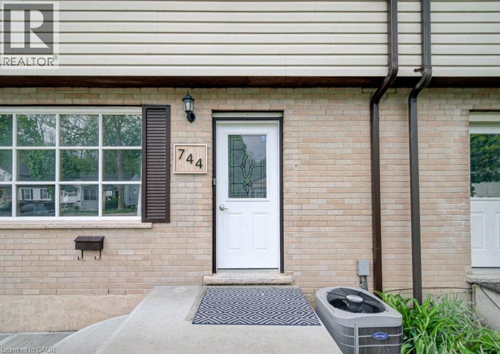 744 Nelson Street, Woodstock, Ontario  N4S 4J1 - Photo 6 - 40831773