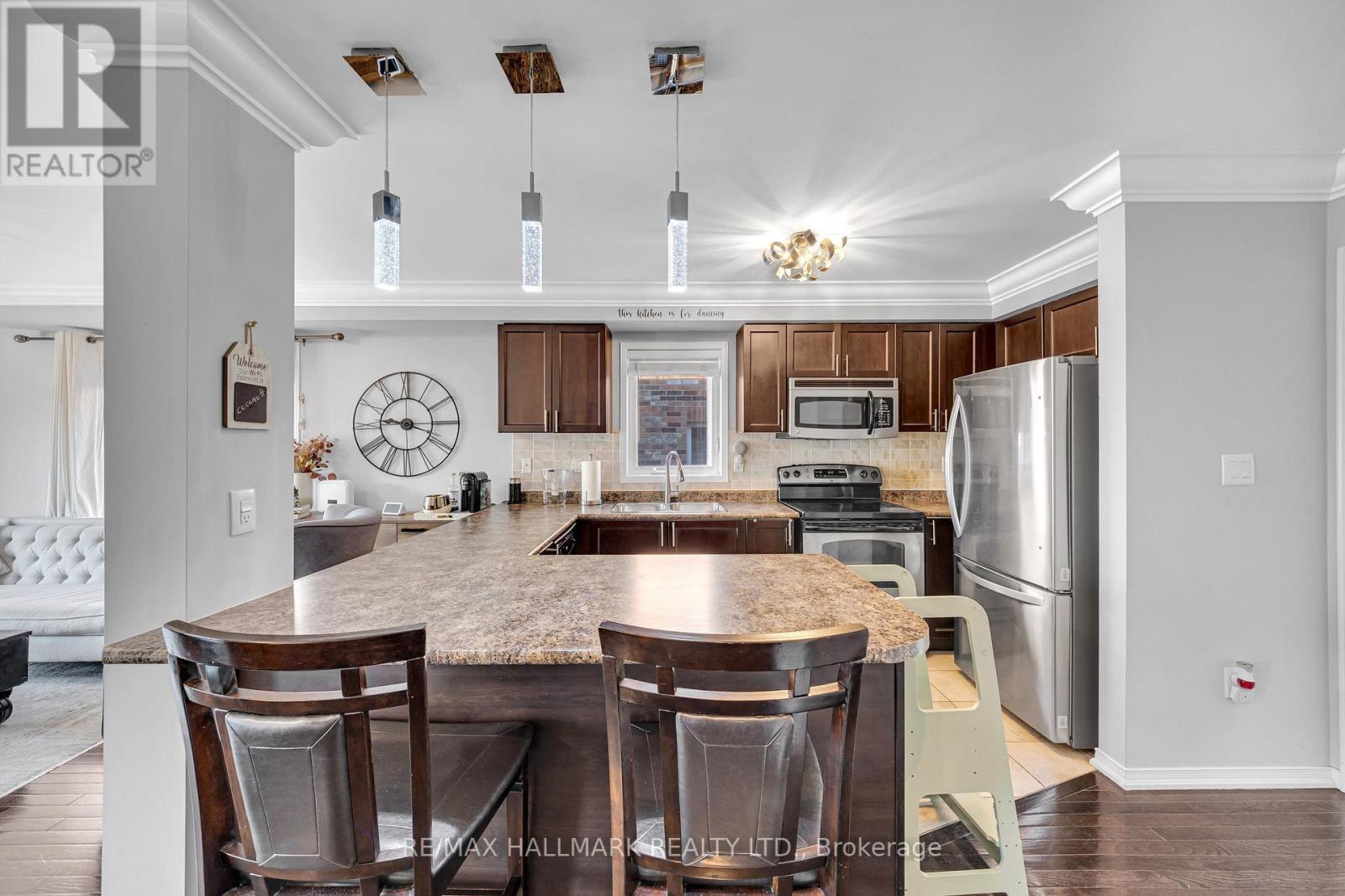 21 Summerside Avenue, Whitby, Ontario  L1R 0G3 - Photo 8 - E13151080