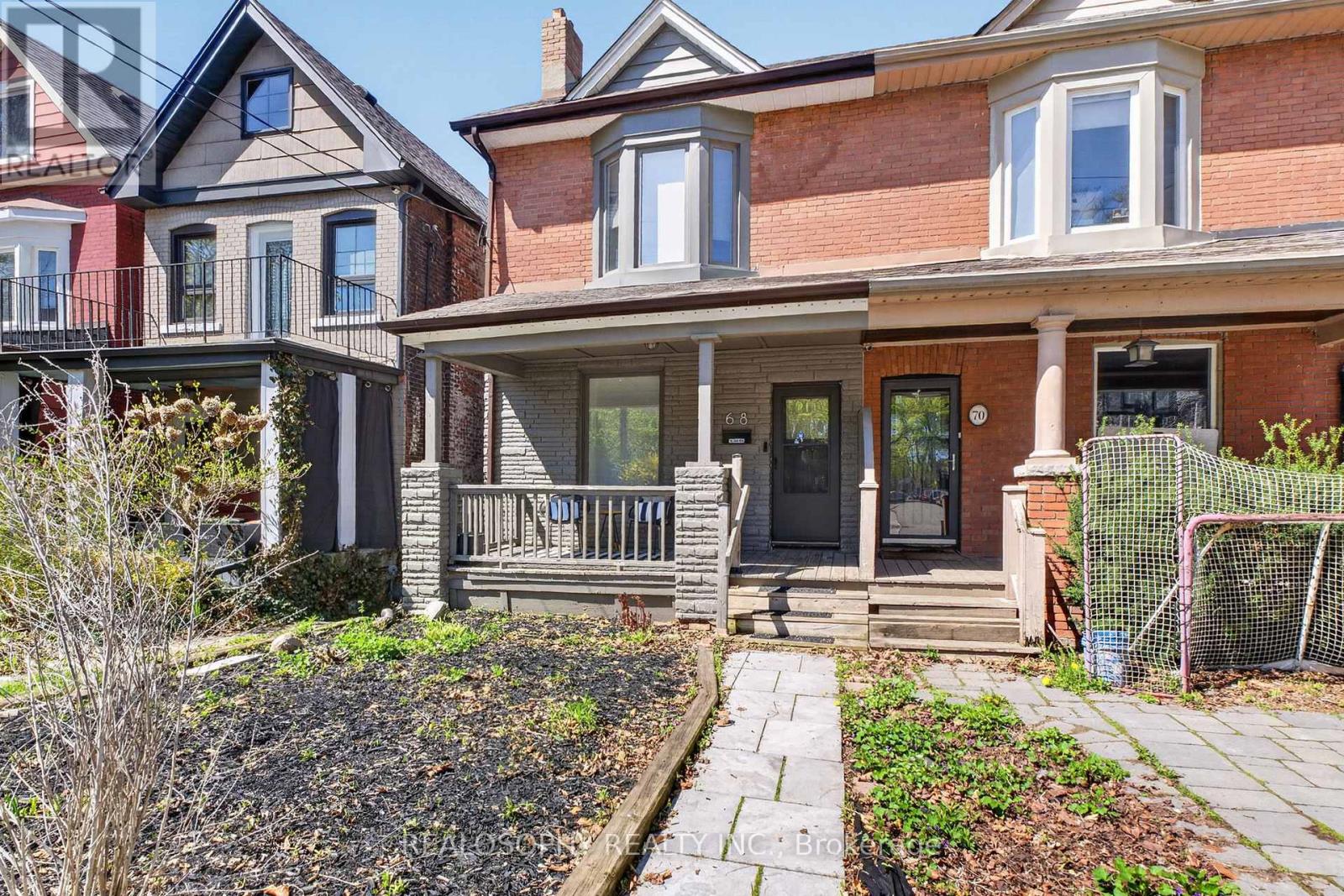 68 PRUST AVENUE, Toronto, Ontario