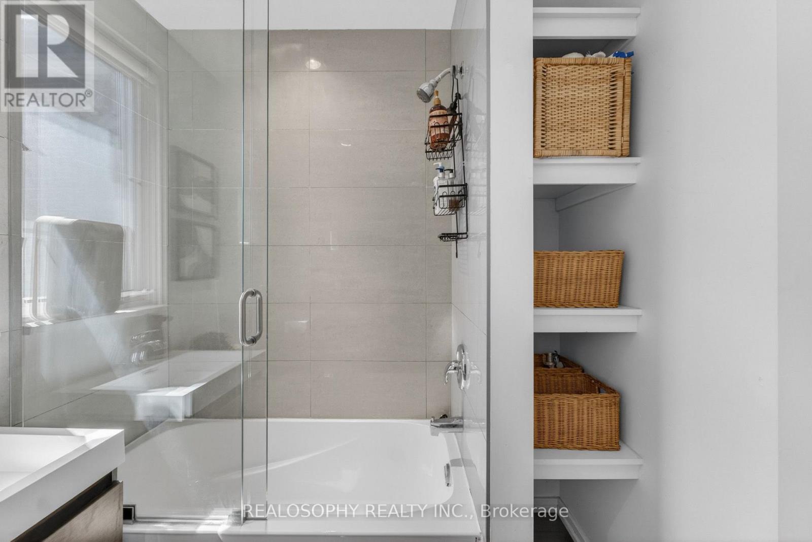 68 Prust Avenue, Toronto, Ontario M4L 2M8 - Photo 33 - E13151122
