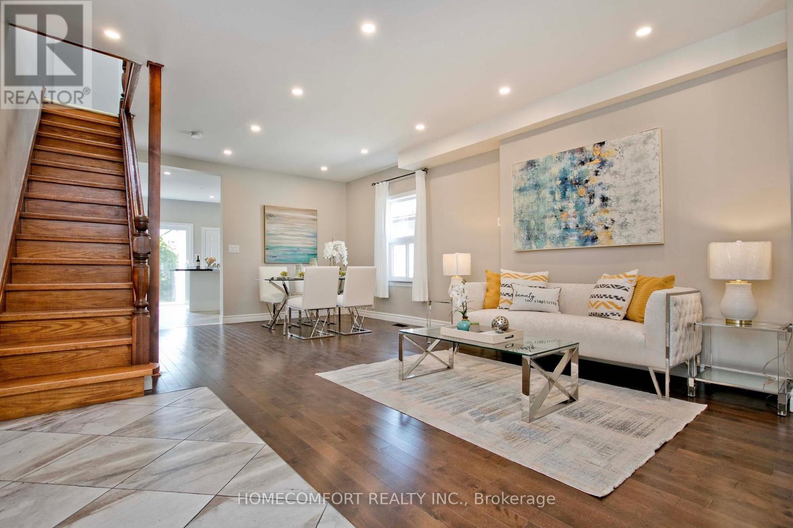202 Gledhill Avenue, Toronto, Ontario M4C 5L1 - Photo 5 - E13151390