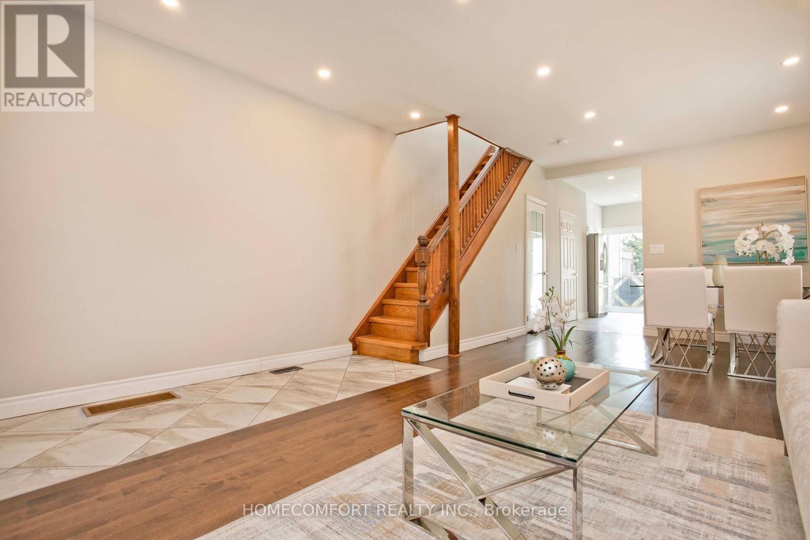 202 Gledhill Avenue, Toronto, Ontario M4C 5L1 - Photo 6 - E13151390