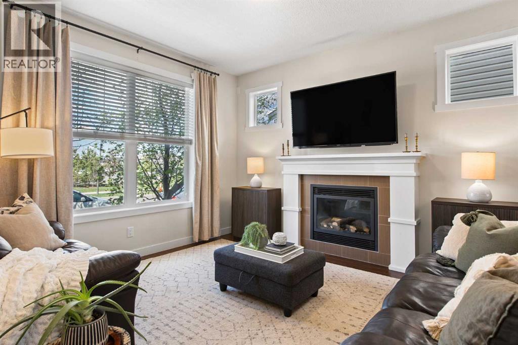 1827 Reunion Boulevard NW, Airdrie, Alberta  T4B 0J3 - Photo 4 - A2311127