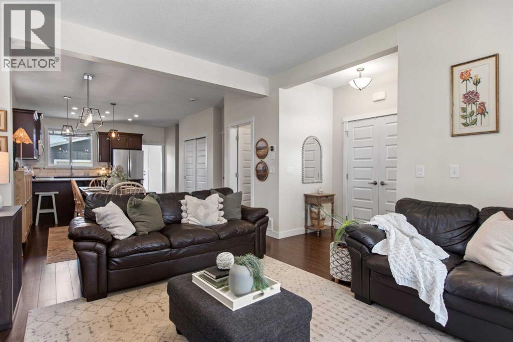 1827 Reunion Boulevard NW, Airdrie, Alberta  T4B 0J3 - Photo 5 - A2311127