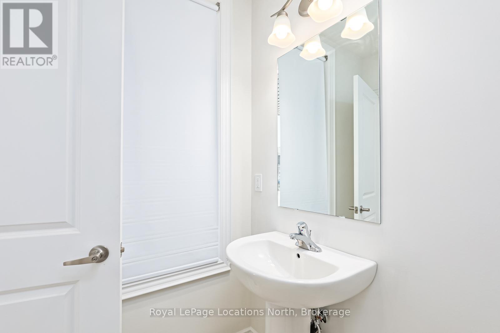 24 Lisa Street, Wasaga Beach, Ontario L9Y 0K8 - Photo 15 - S13151374