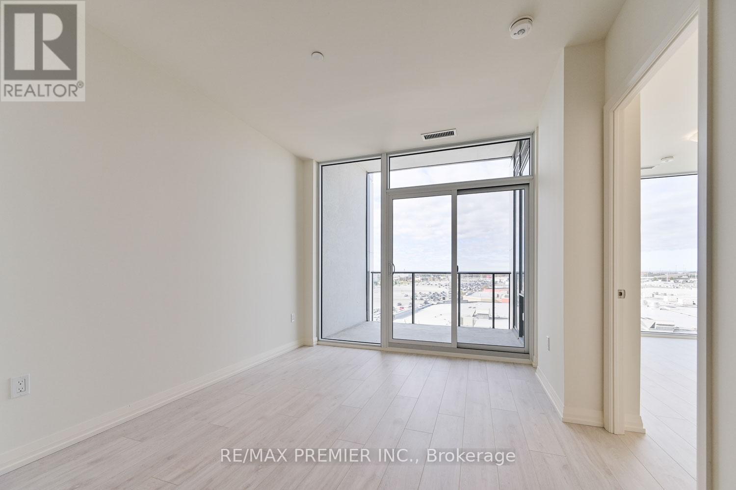 609 - 27 Korda Gate, Vaughan (Vellore Village), Ontario  L4K 0P6 - Photo 8 - N13151064