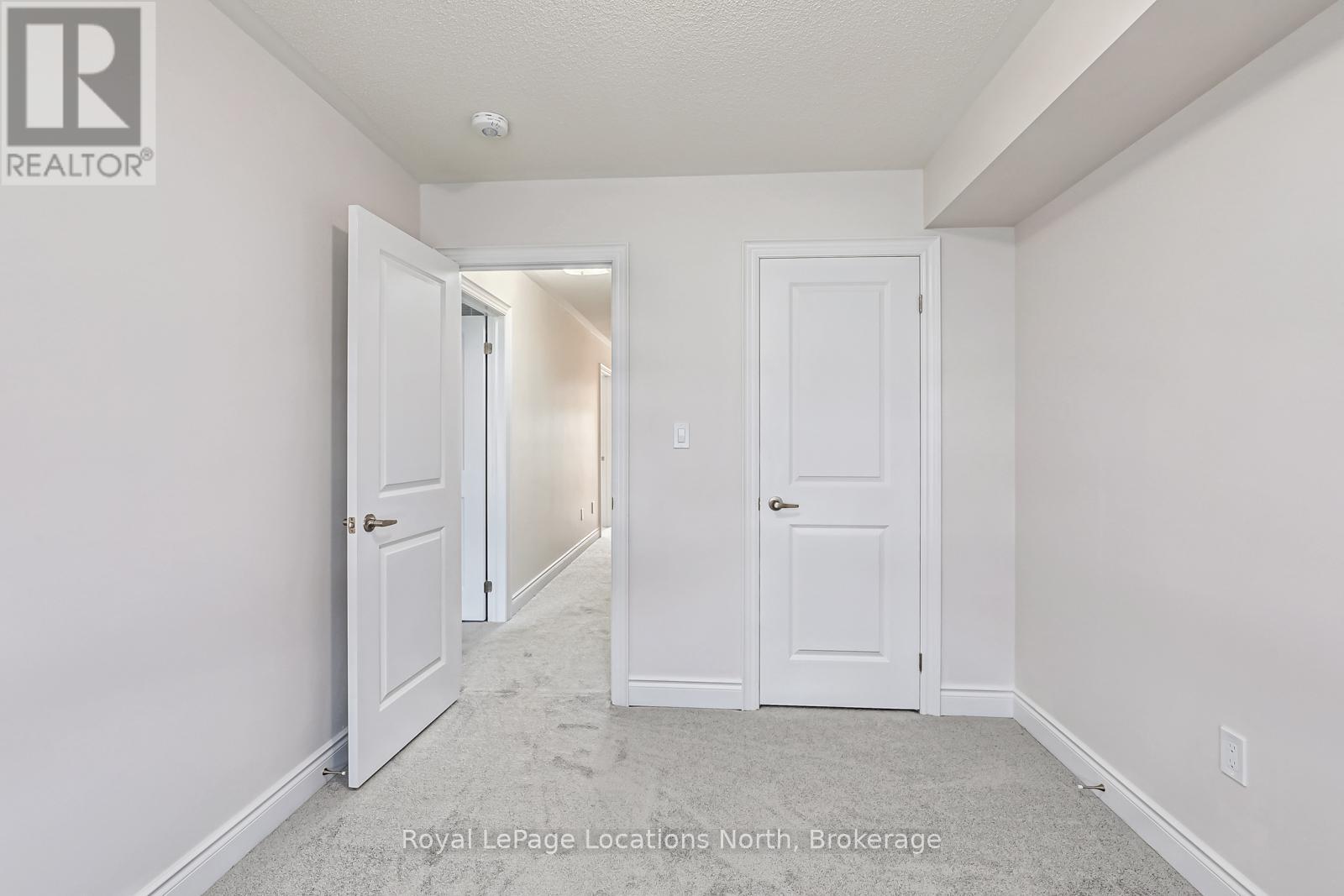 24 Lisa Street, Wasaga Beach, Ontario L9Y 0K8 - Photo 29 - S13151374