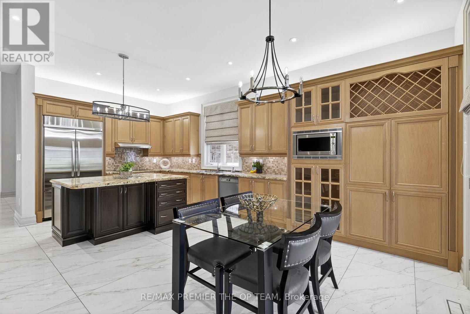 24 Grand Vellore Crescent, Vaughan, Ontario  L4H 0N8 - Photo 15 - N13151178